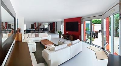 Villa - 195 m² - 7 pièces