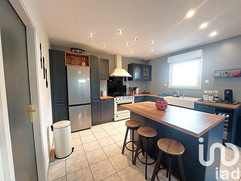 Maison - 143 m² - 7 pièces