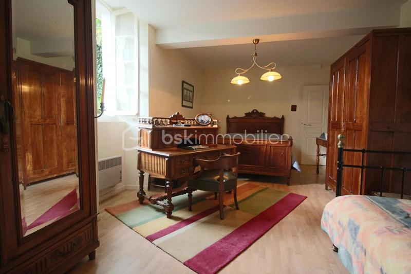 Demeure - 120 m² - 4 pièces