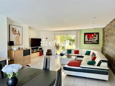 Maison - 185 m² - 7 pièces