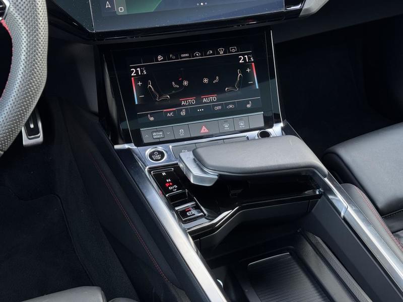 Audi Q8 e-tron s-Line 55 Quattro 408 Ch Tva Recupérable Garantie 2028