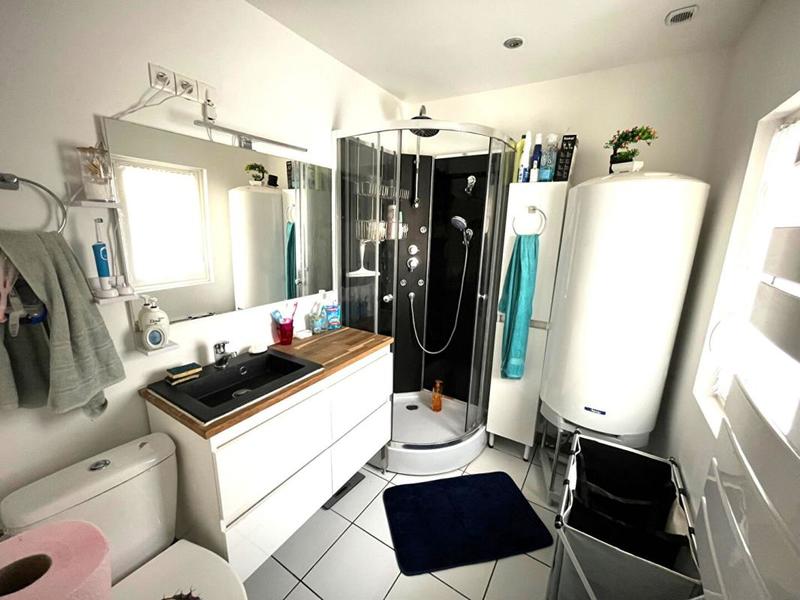 Maison - 87 m² - 6 pièces