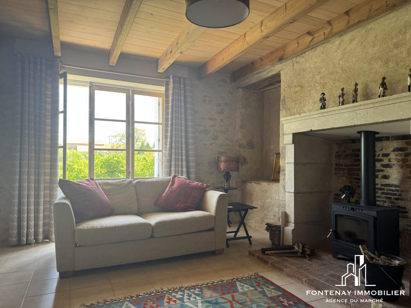 Maison ancienne - 176 m² - 7 pièces