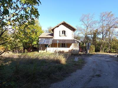 Maison en pierre - 80 m² - 5 pièces