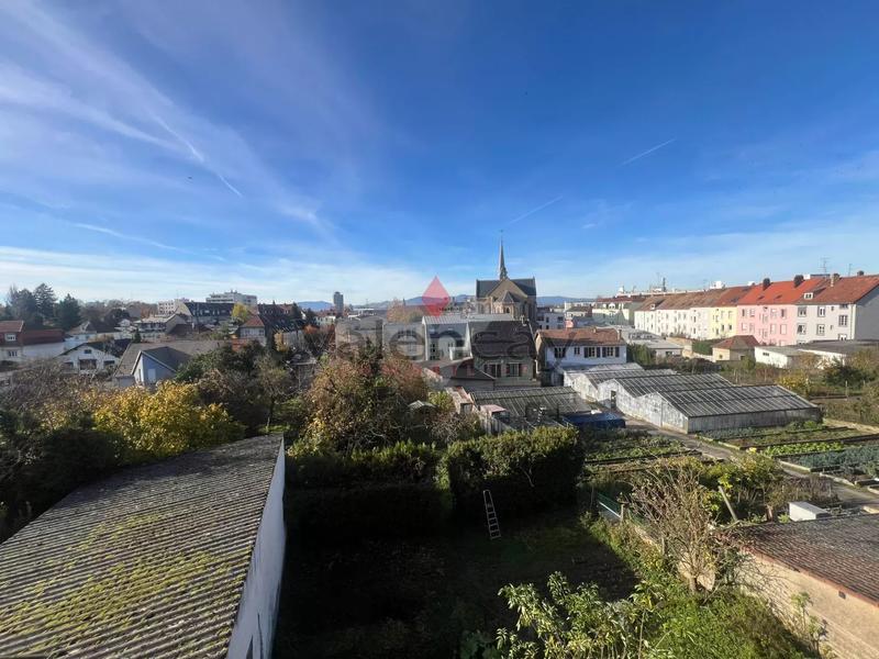 Appartement - 79 m² - 4 pièces