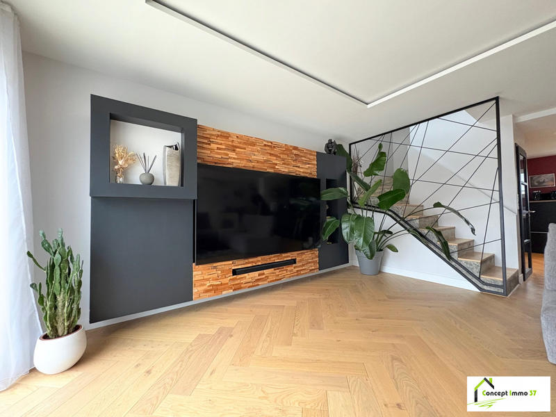 Maison contemporaine - 185 m² - 8 pièces