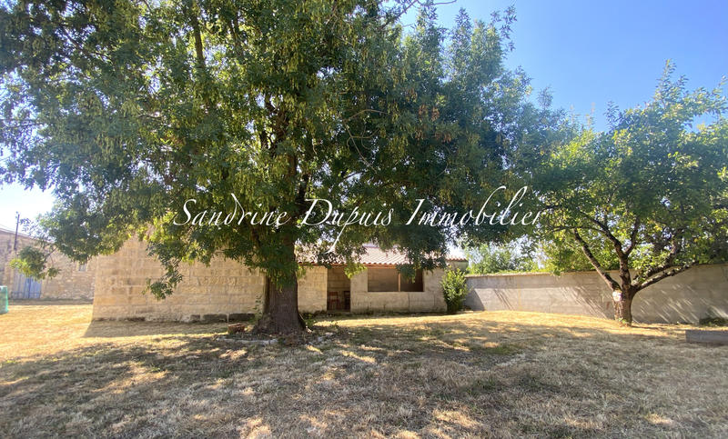 Maison - 220 m² - 7 pièces