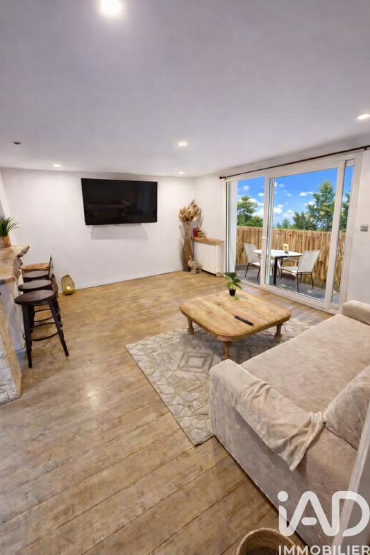 Appartement - 93 m² - 4 pièces