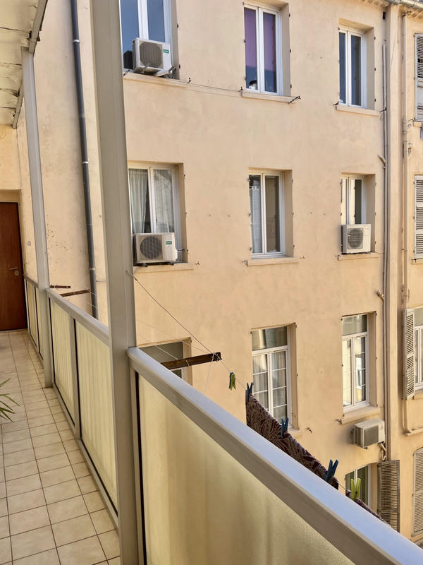 Appartement - 100 m² - 4 pièces