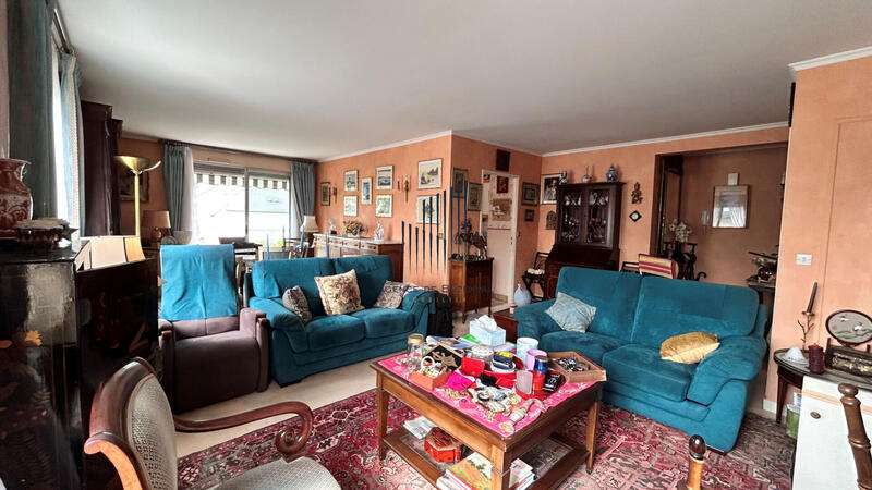 Appartement - 104 m² - 5 pièces