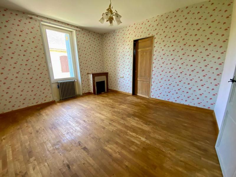 Maison de village - 280 m² - 6 pièces