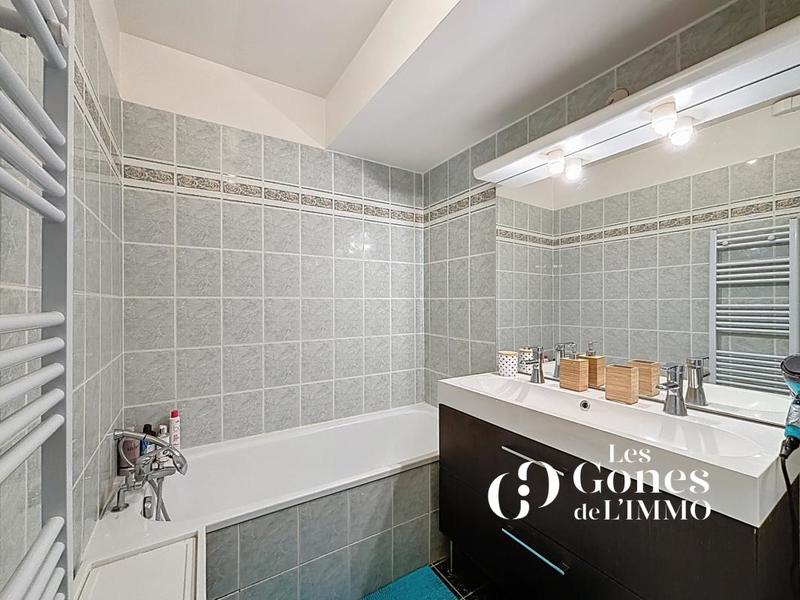 Appartement - 83 m² - 4 pièces