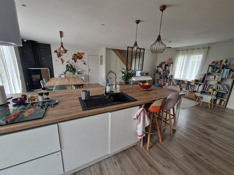 Maison - 168 m² - 7 pièces