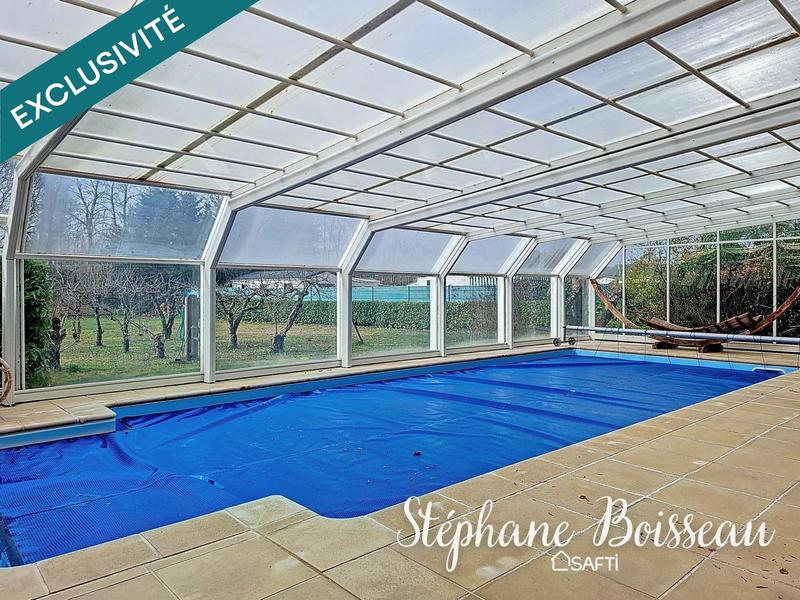 Maison - 219 m² - 10 pièces