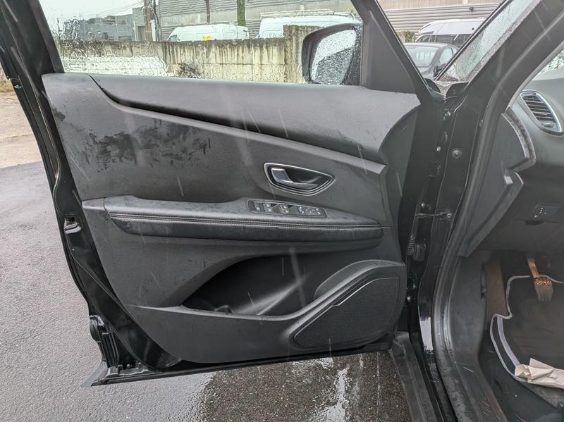 Renault Grand Scénic 1.3 TCe 140 Business - 7 places