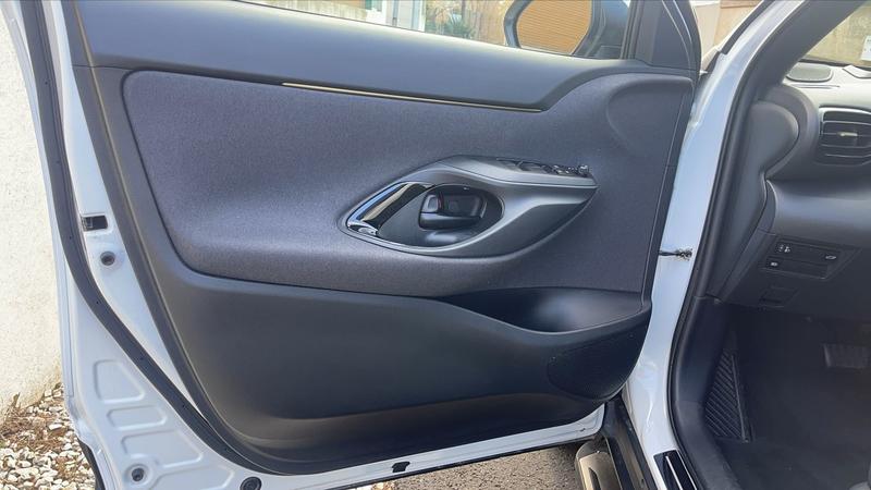 Toyota Yaris Cross 1.5 116 Hybrid 4wd E-Cvt Trail