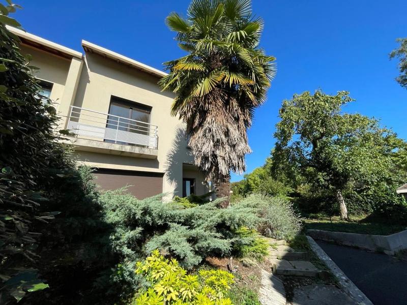 Maison - 126 m² - 6 pièces