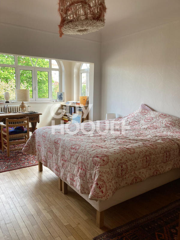 Maison - 168 m² - 8 pièces