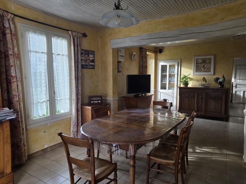 Propriété - 320 m² - 12 pièces