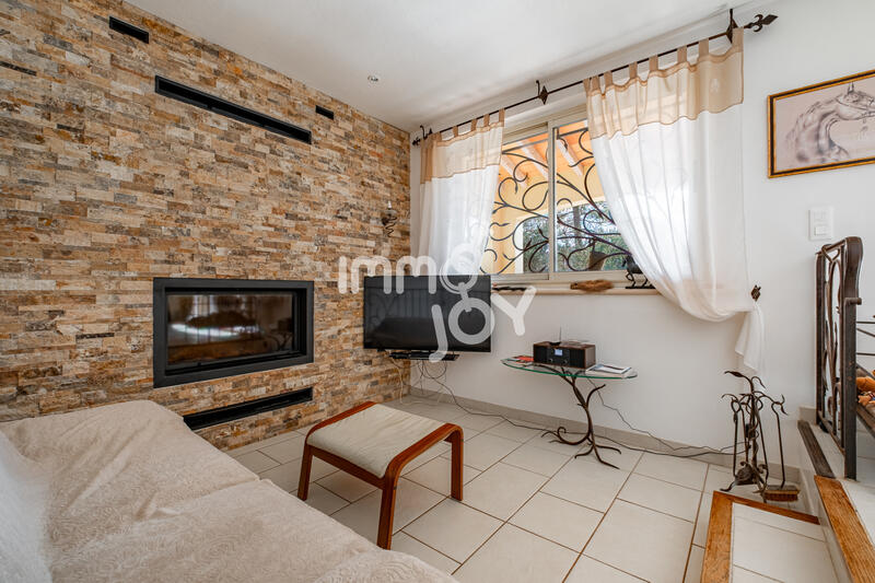 Maison - 160 m² - 4 pièces