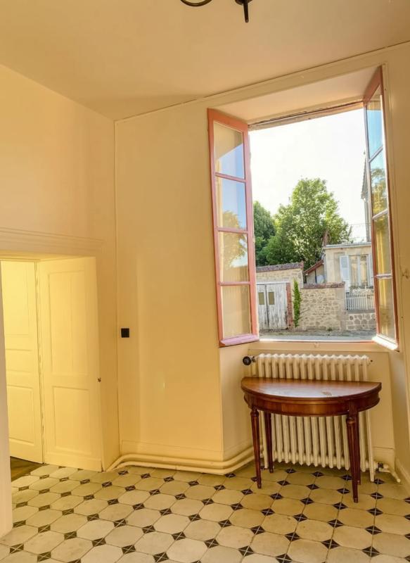 Maison - 350 m² - 8 pièces