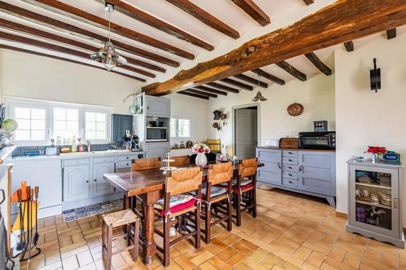 Maison en pierre - 140 m² - 5 pièces