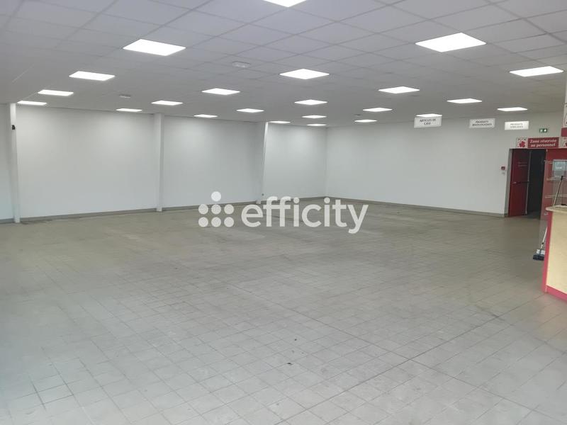 Local commercial - 600 m²