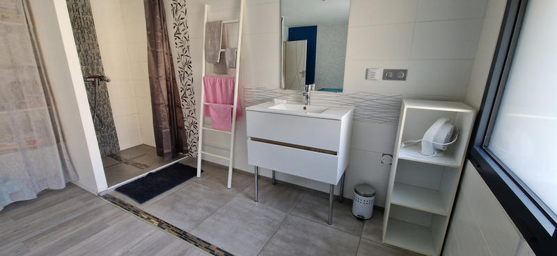 Maison - 166 m² - 6 pièces