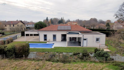 Maison - 137 m² - 5 pièces