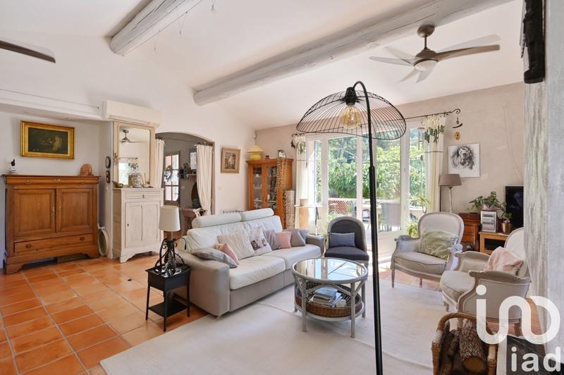 Maison - 180 m² - 7 pièces