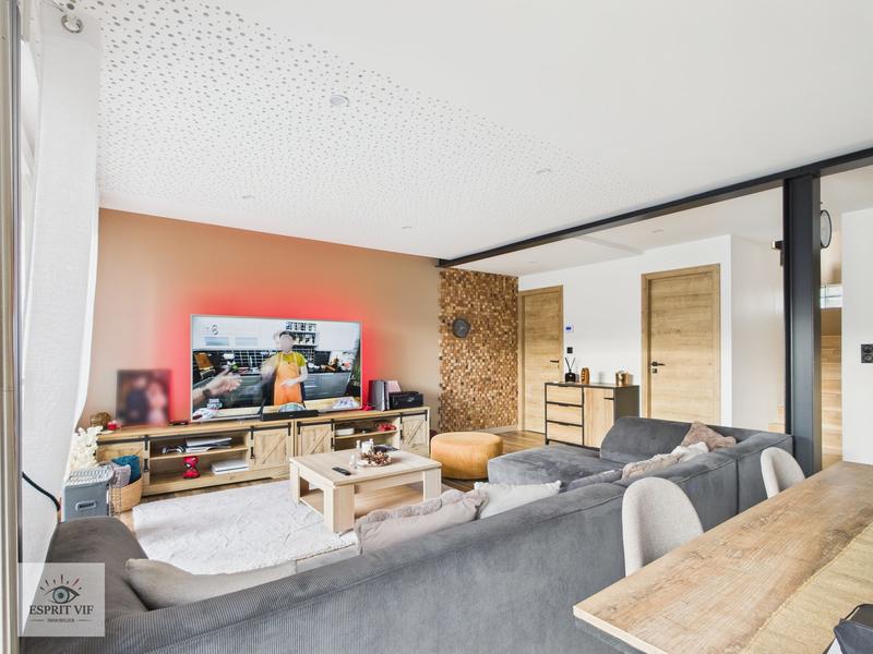 Maison - 118 m² - 5 pièces