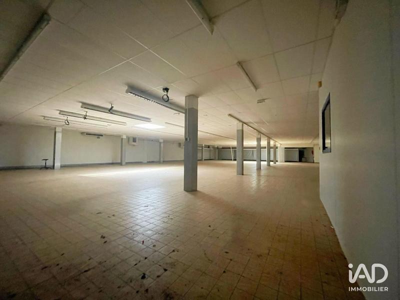 Local commercial - 950 m²