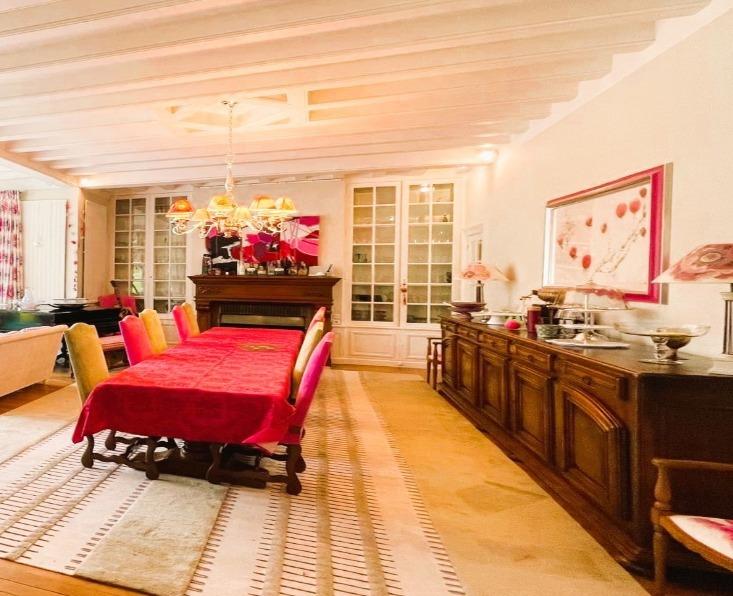 Manoir - 2 500 m² - 35 pièces