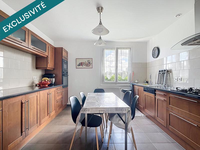 Maison - 141 m² - 6 pièces