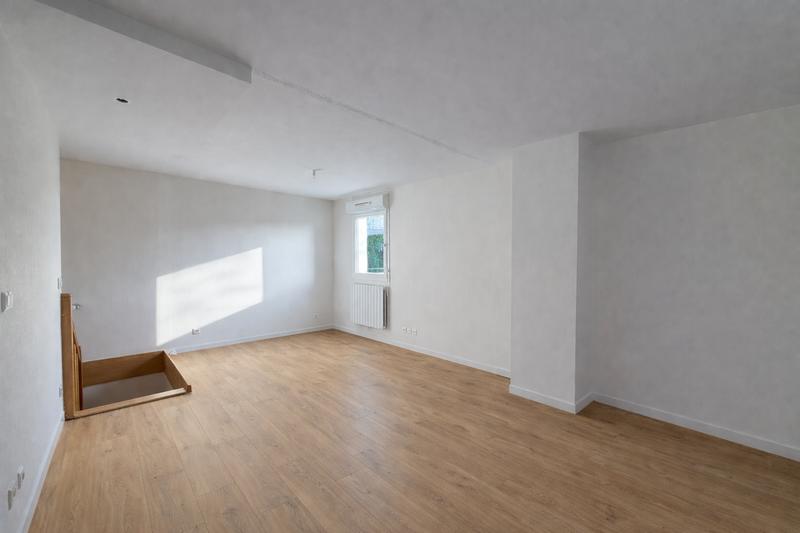 Appartement - 90 m² - 4 pièces