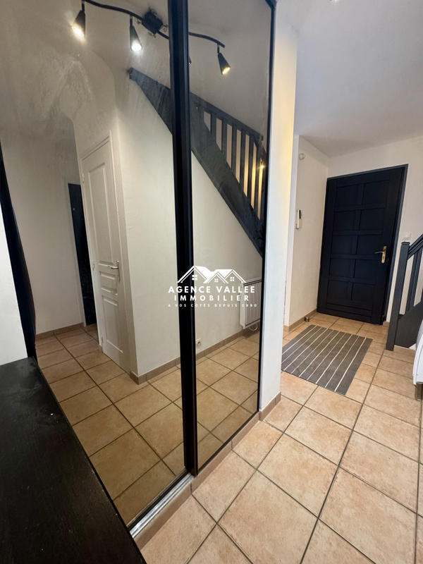 Maison traditionnelle - 148 m² - 7 pièces