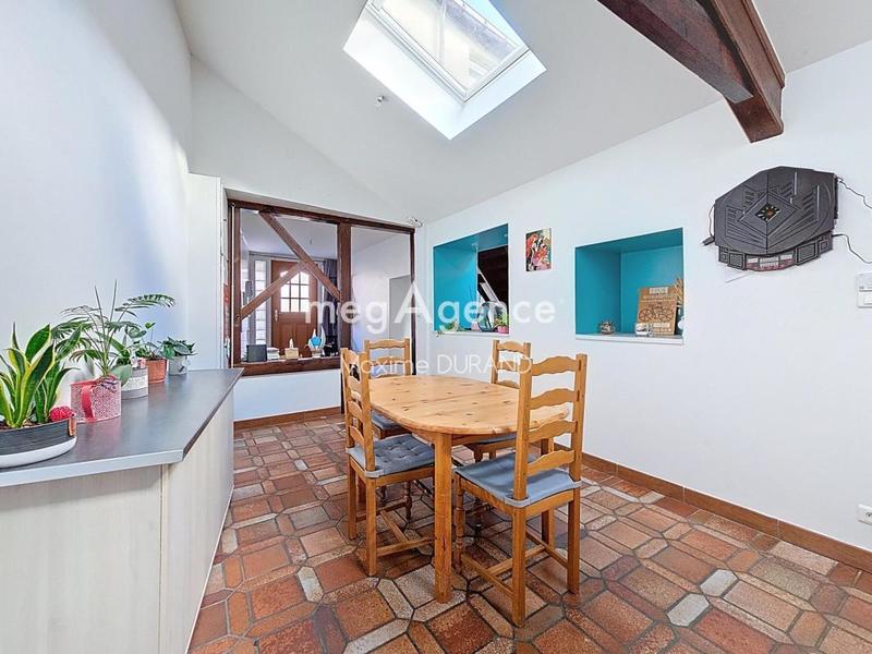 Maison - 93 m² - 5 pièces