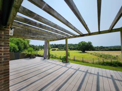 Propriété - 142 m² - 5 pièces