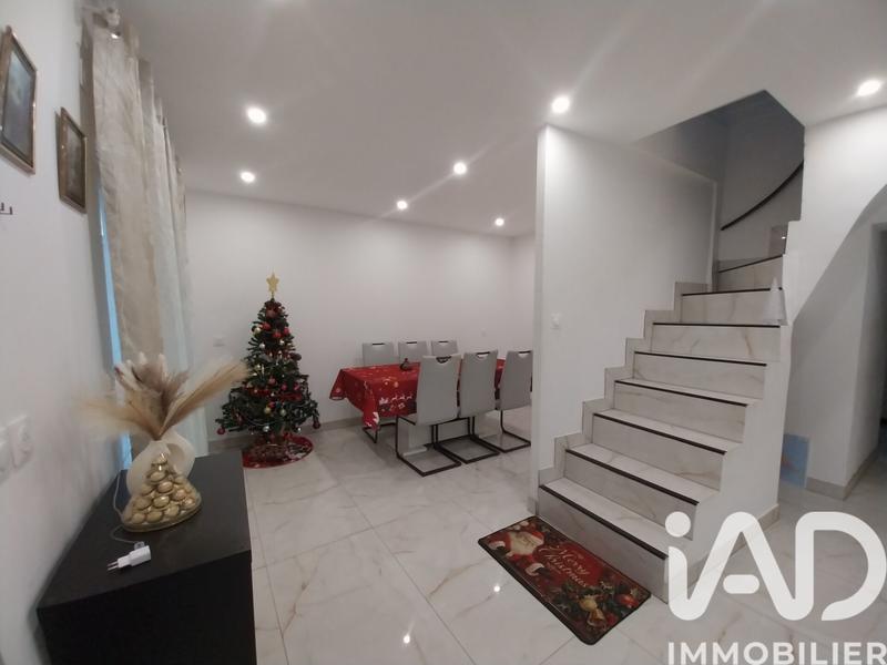 Maison - 83 m² - 5 pièces