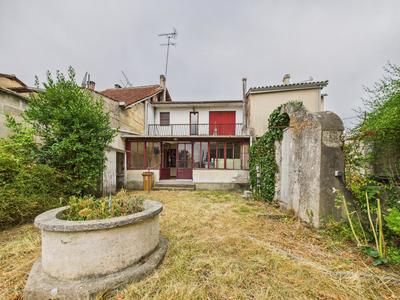 Maison - 94 m² - 4 pièces