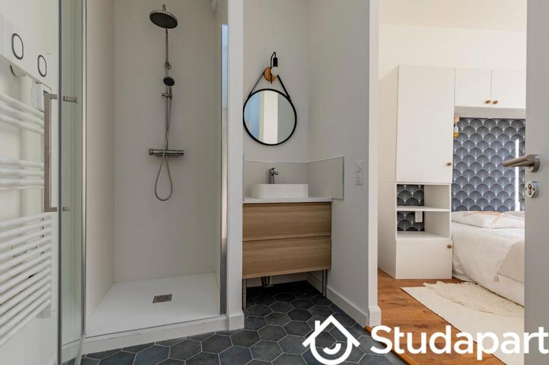 Chambre - 11 m² - 1 pièce