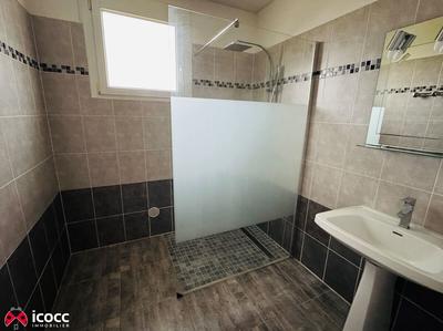 Maison - 87 m² - 6 pièces