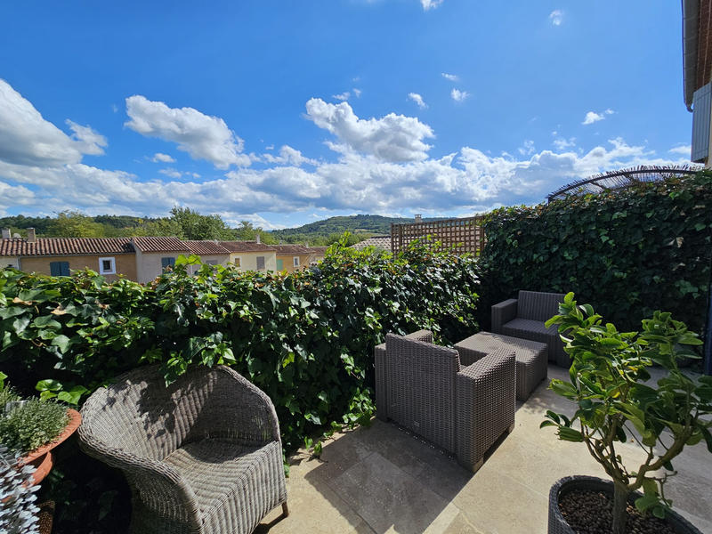 Maison - 106 m² - 4 pièces