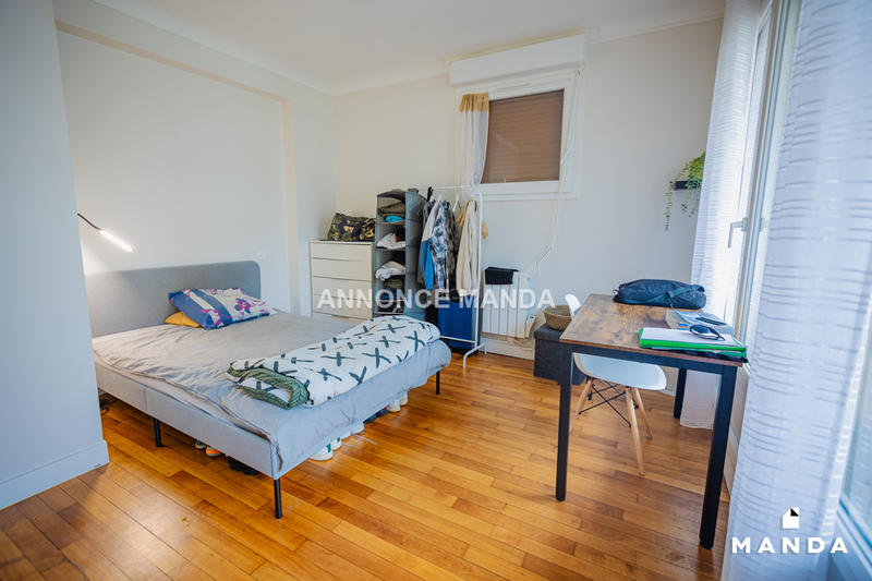 Chambre - 15 m² - 5 pièces