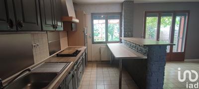 Maison - 95 m² - 5 pièces