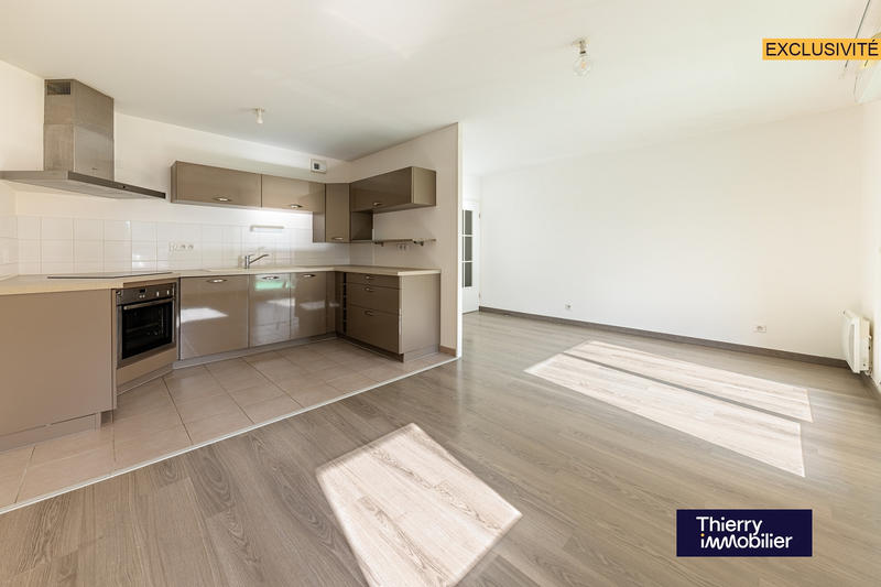 Appartement - 65 m² - 3 pièces