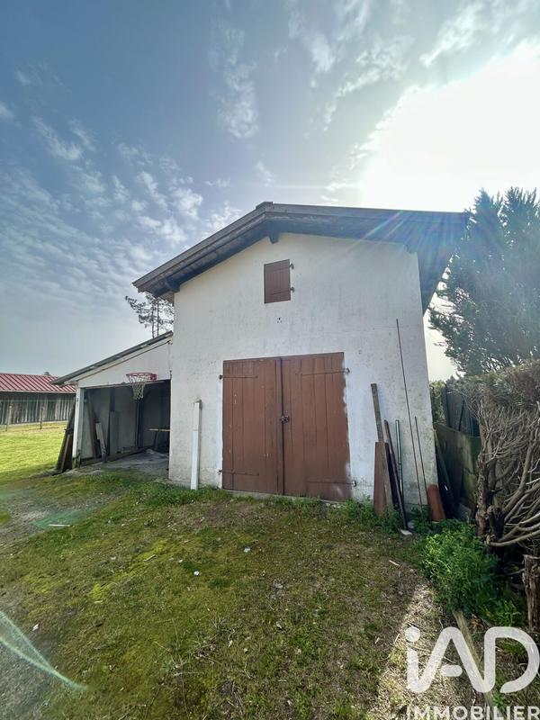 Maison - 95 m² - 5 pièces