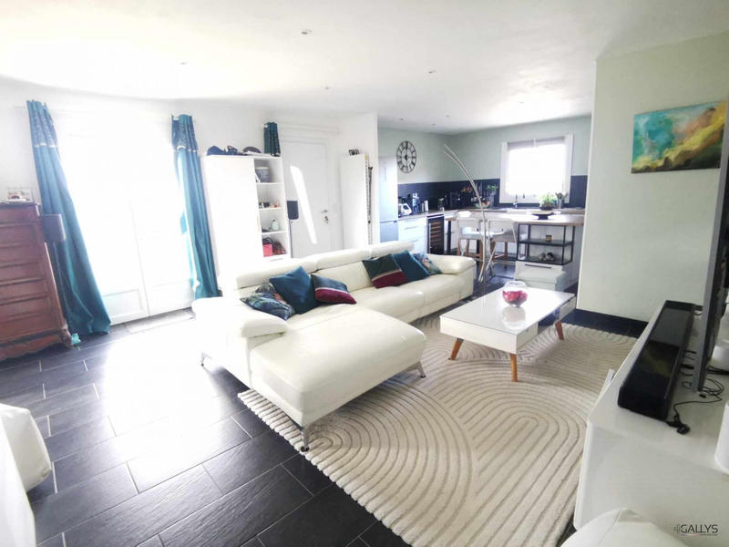 Maison - 110 m² - 5 pièces