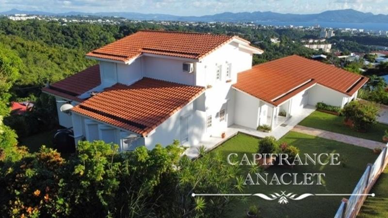 Maison d'architecte - 345 m² - 10 pièces