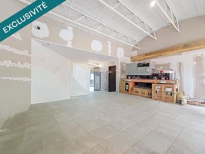 Local commercial - 120 m² - 4 pièces